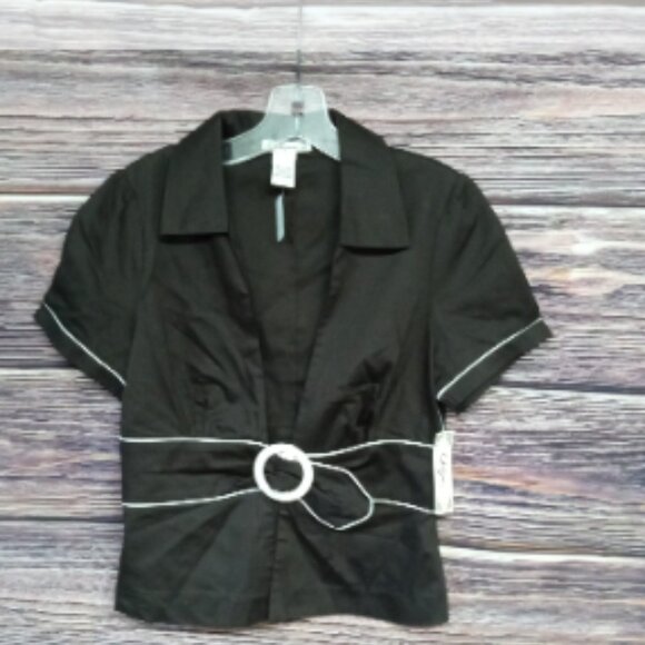 6 DEGREES  OPEN CHEST - Picture 1 of 4